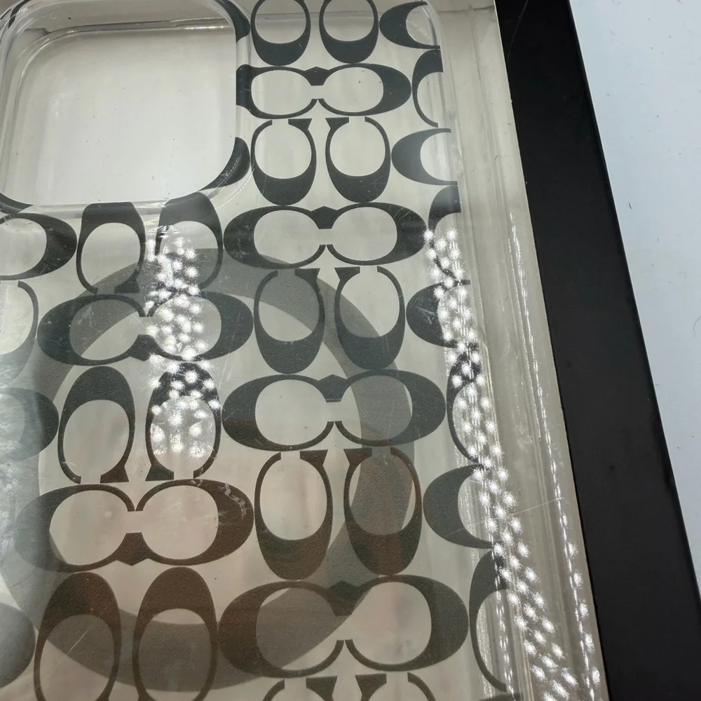 Coach clear magsafe