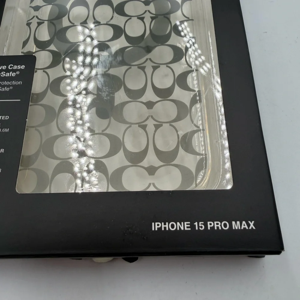 Coach clear magsafe