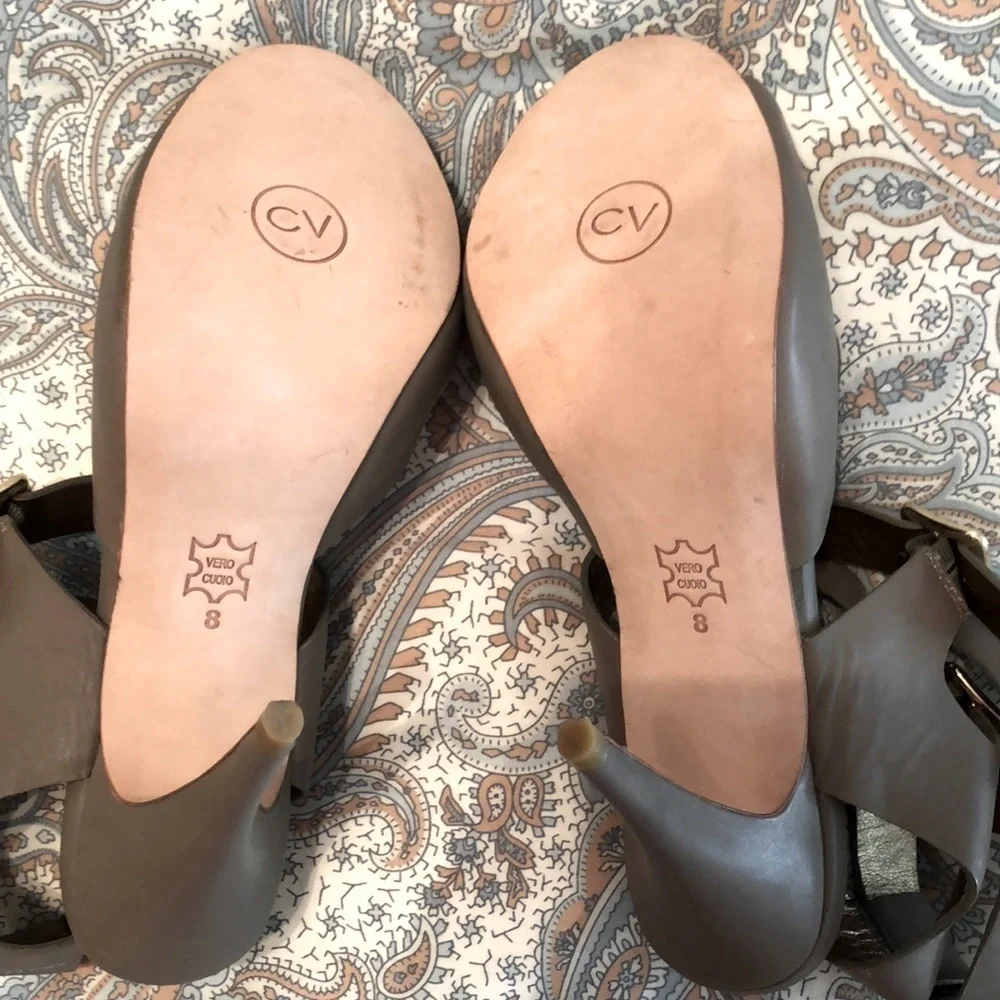 Cynthia Vincent corresponding platform toe