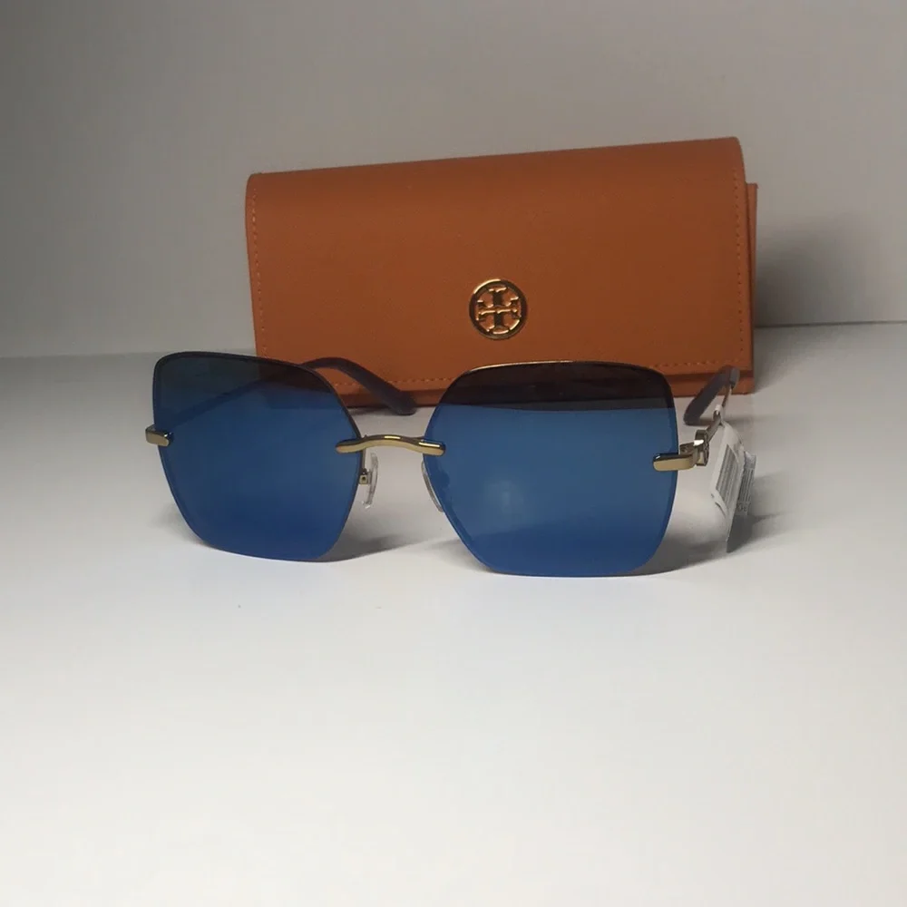 Tory Burch stylish tory