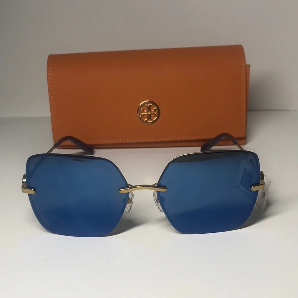 Tory Burch stylish tory