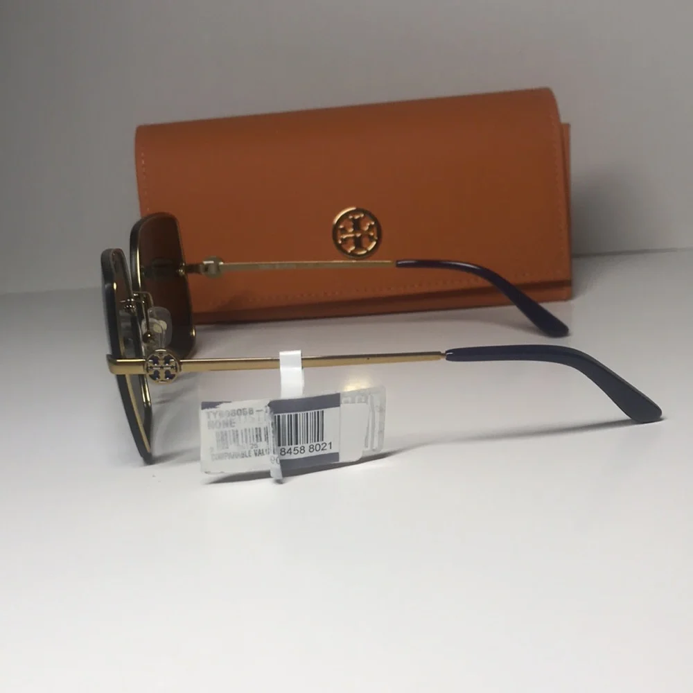 Tory Burch stylish tory