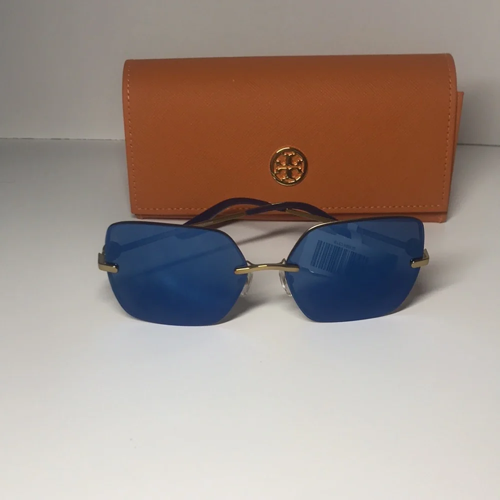 Tory Burch stylish tory