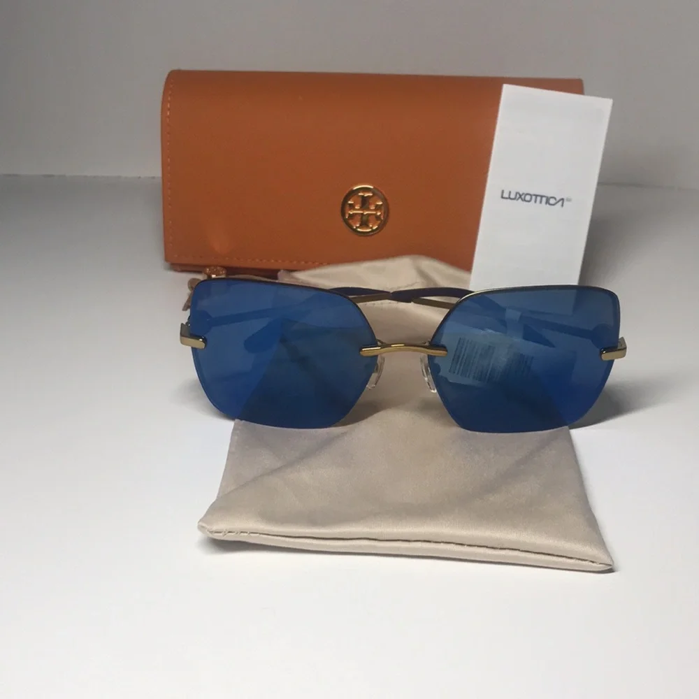 Tory Burch stylish tory