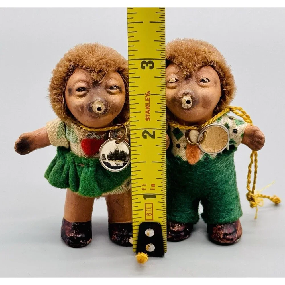 Unbranded vintage miniature