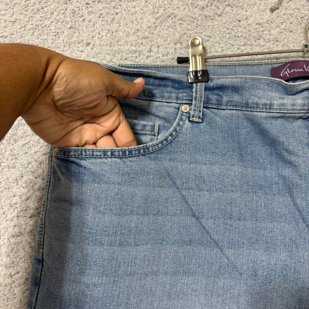 High Rise Casual Everyday Slim Straight Jeans Size 18W Short Medium Wash