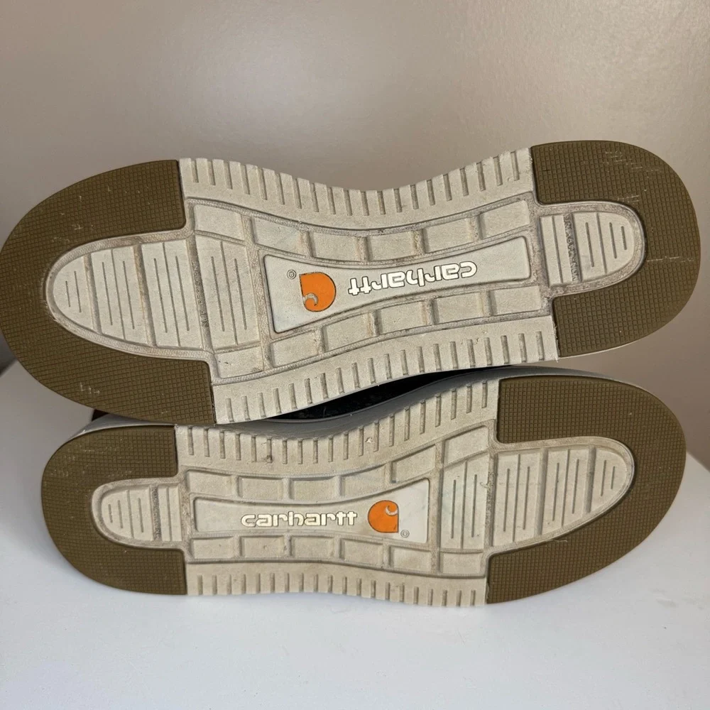 Carhartt features fastdry™