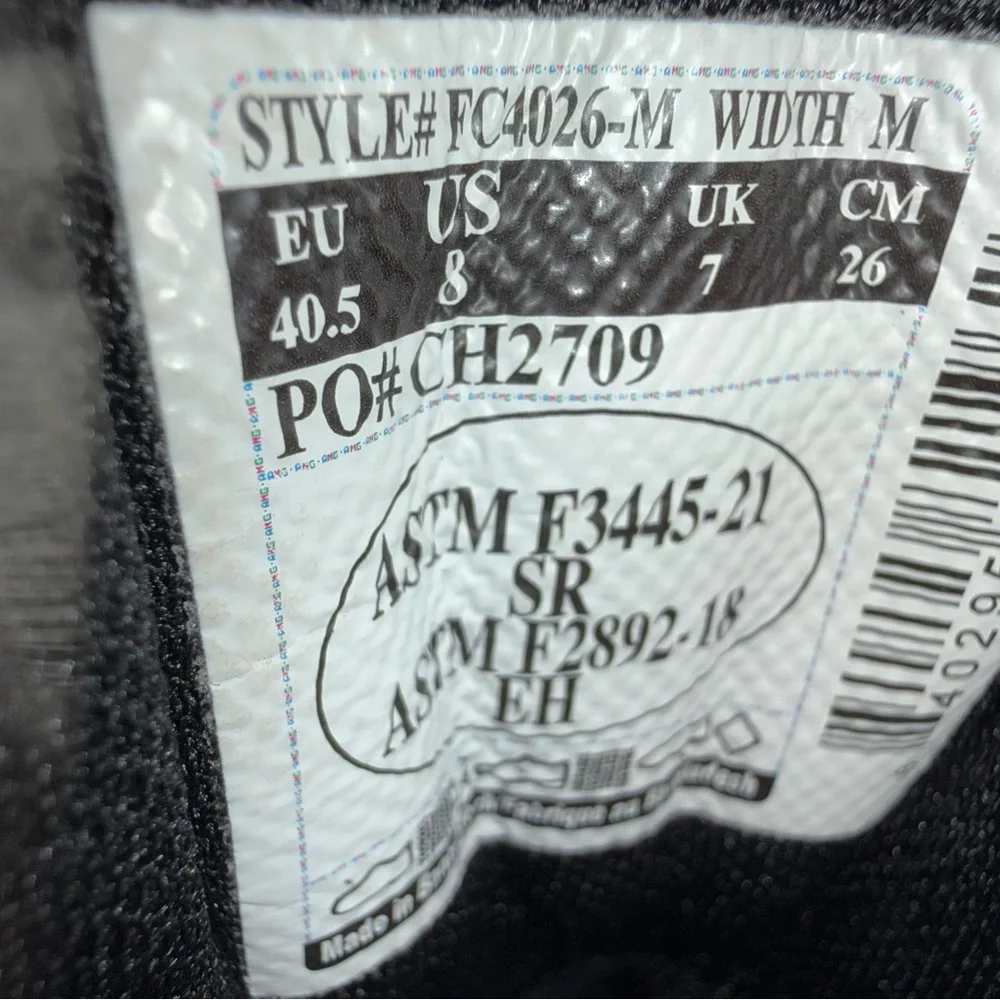Carhartt features fastdry™