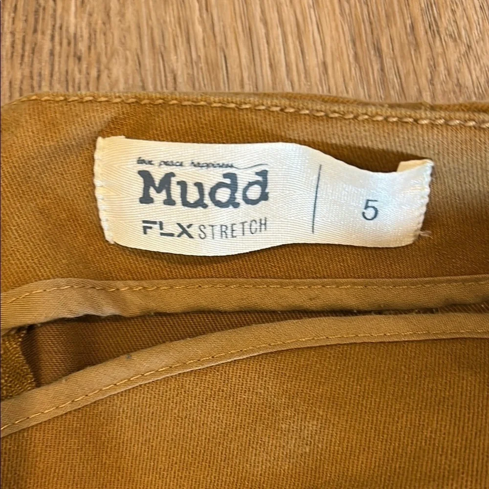 Mudd this tan