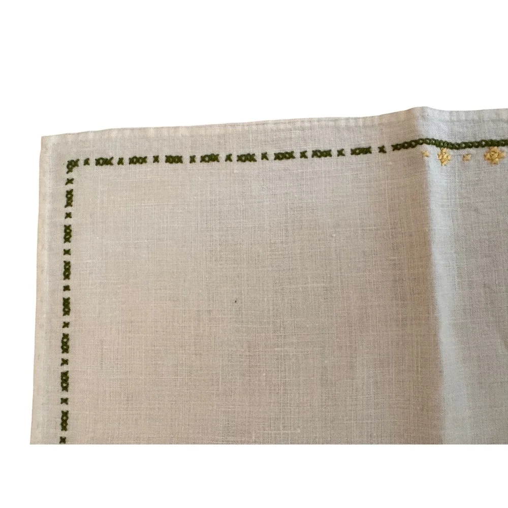 N/A vintage linen