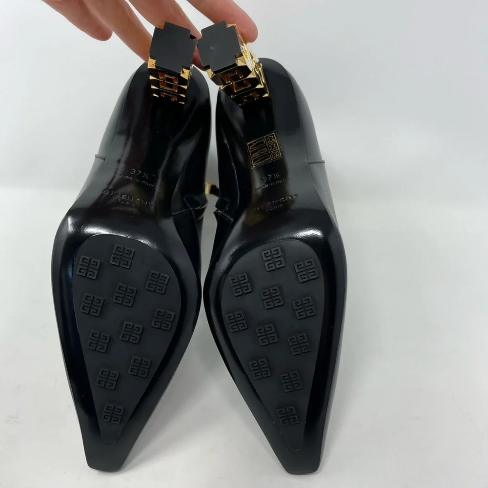Givenchy gold point