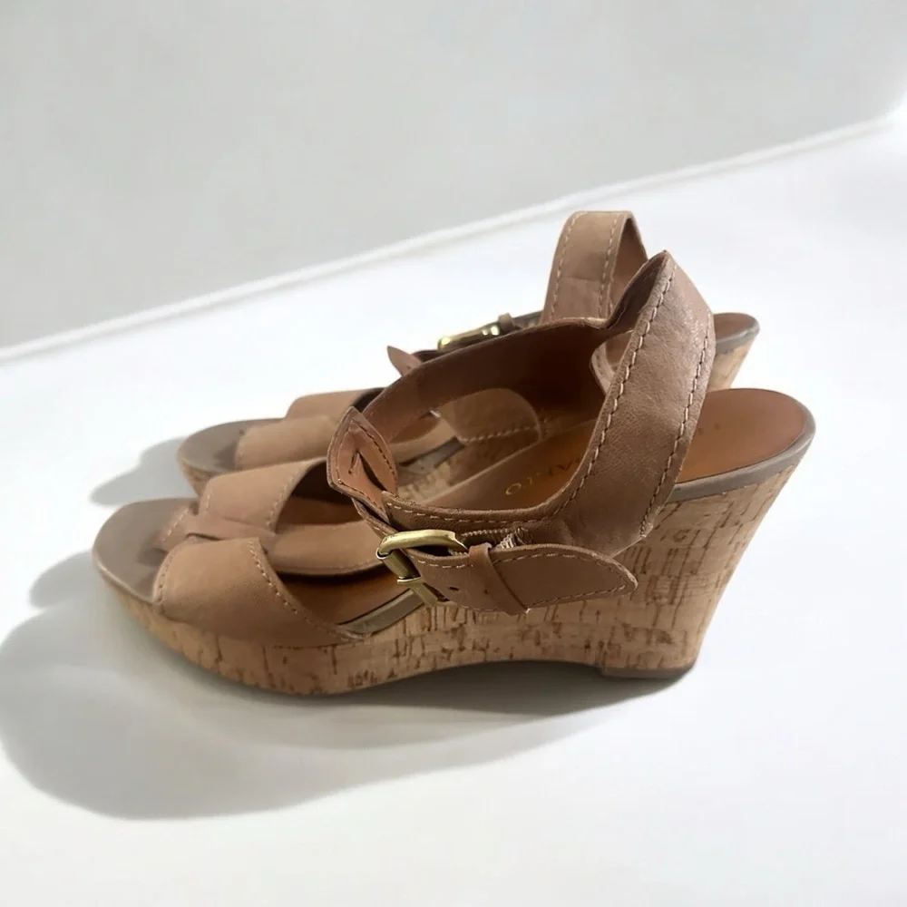 Franco Sarto strap around