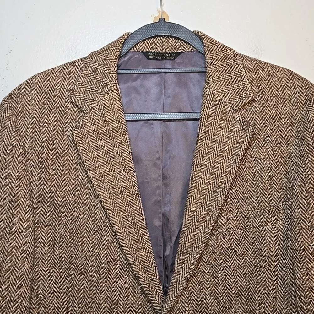 Harris Tweed Irish Brown Herringbone Jacket Blazer NWOT