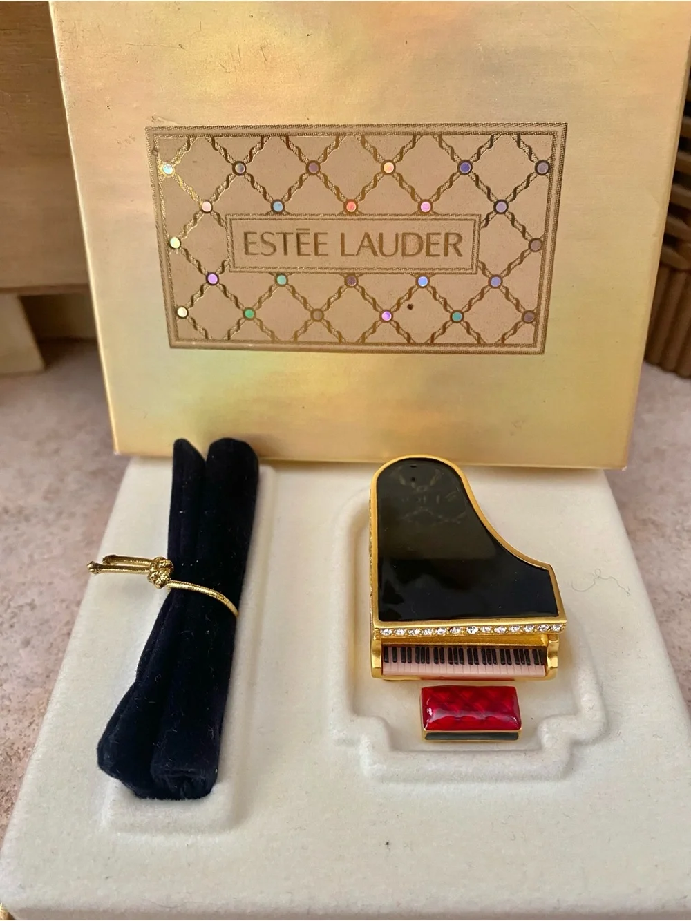 Estee Lauder new vtg