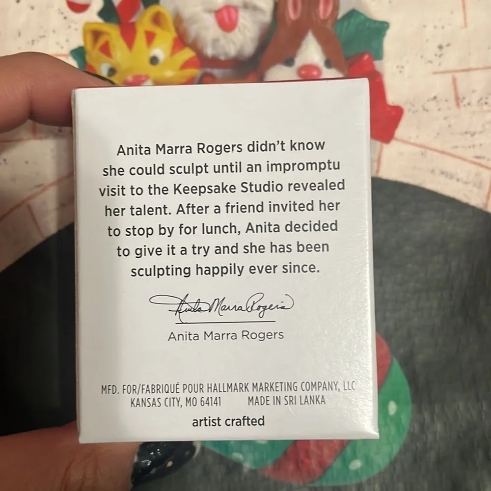 Hallmark nwt 2022