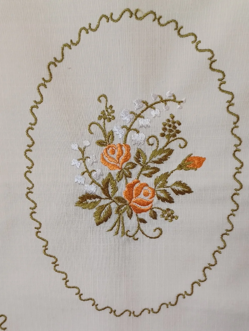 N/A vintage cream