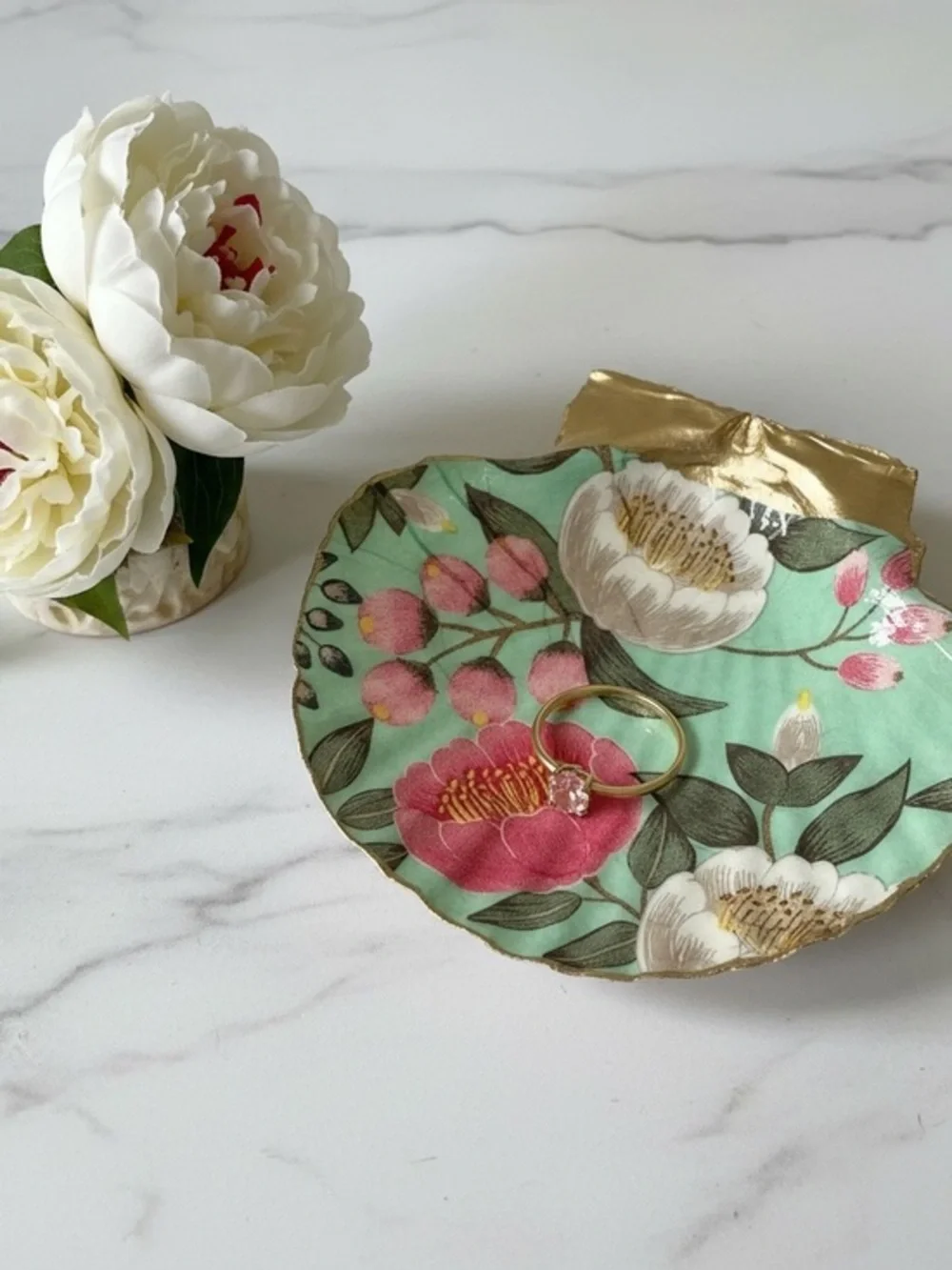 Camellia Floral Seashell Trinket Dish Garden Decor