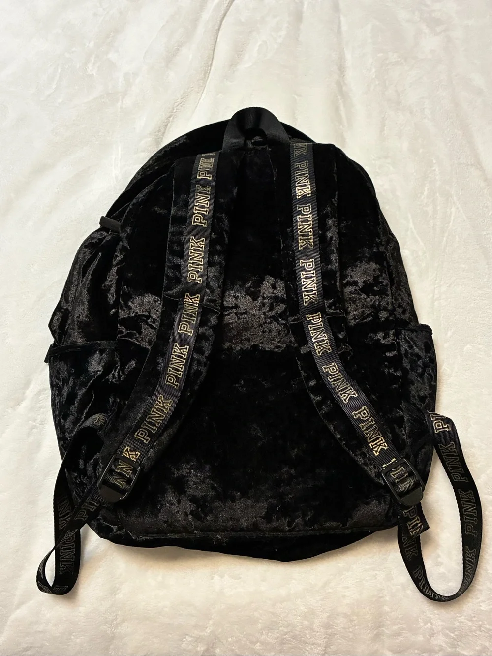 N/A plush black