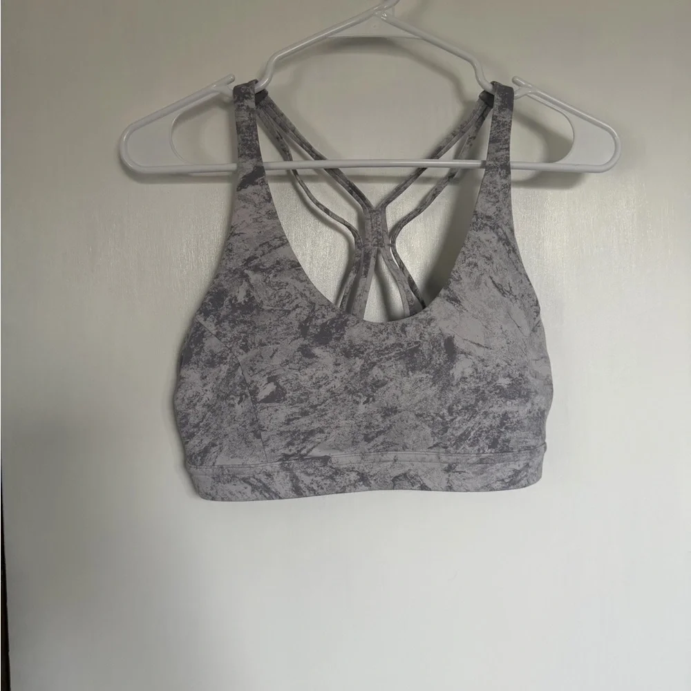Lululemon Athletica Gray Patterned Sports‎ Bra