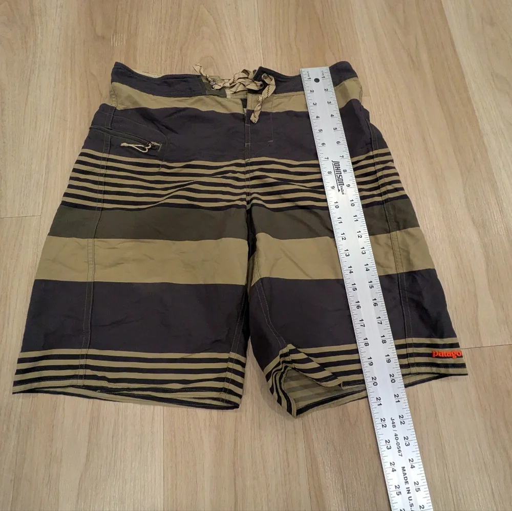 Patagonia men swim
