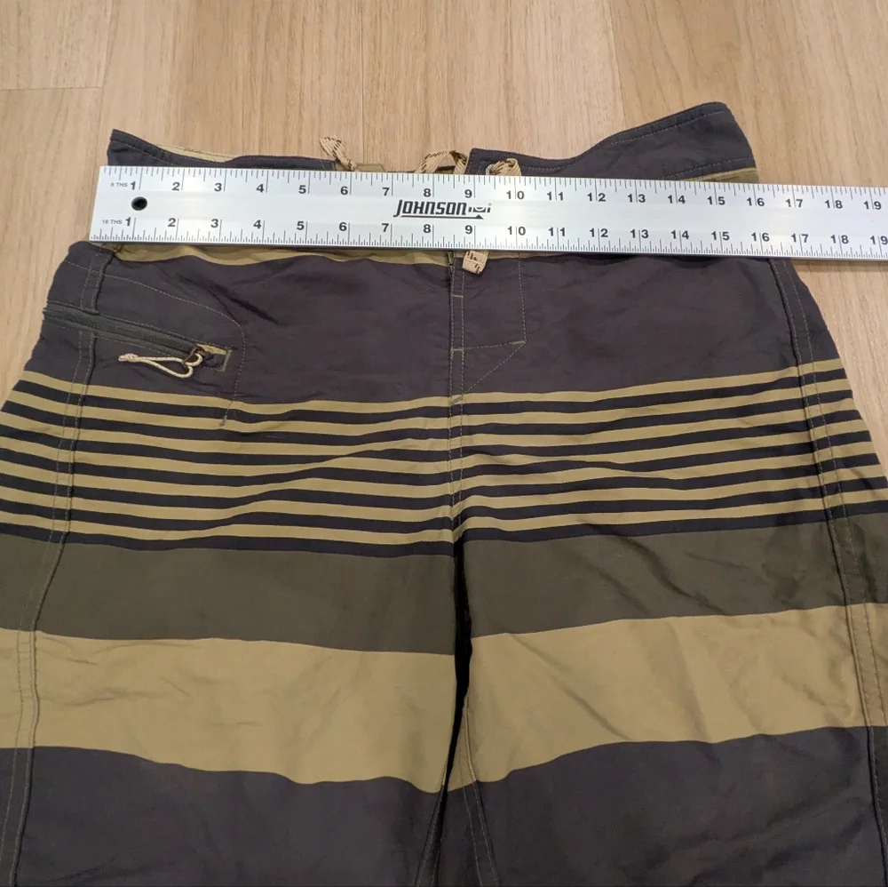 Patagonia men swim