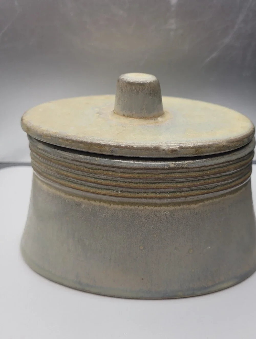 Pier 1 Trinket Decor Box Art Pottery Oval Sage Green Dish with Lid 5 3/4