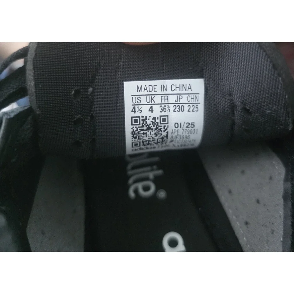 Adidas Country XLG 'Black White' Athletic Sneakers Womens sz 4.5 NWTS