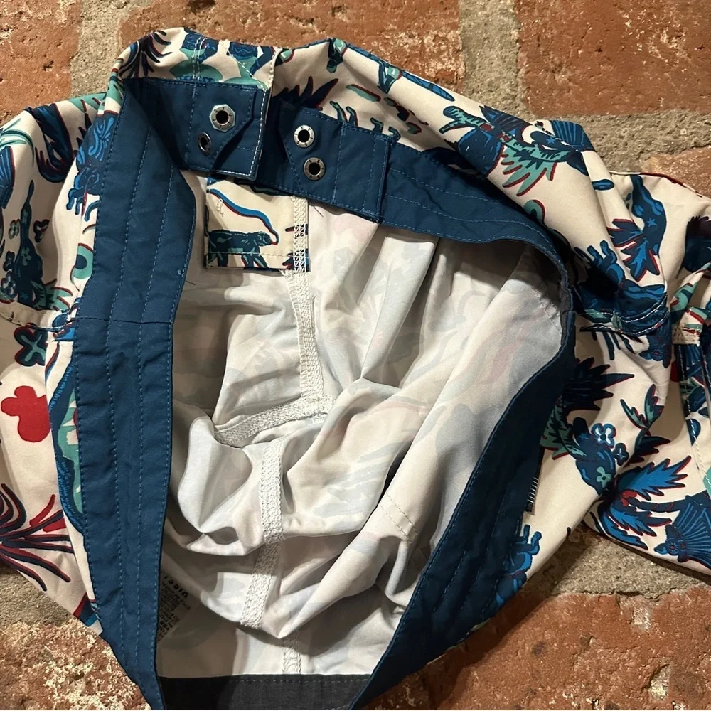 VISSLA tropical print