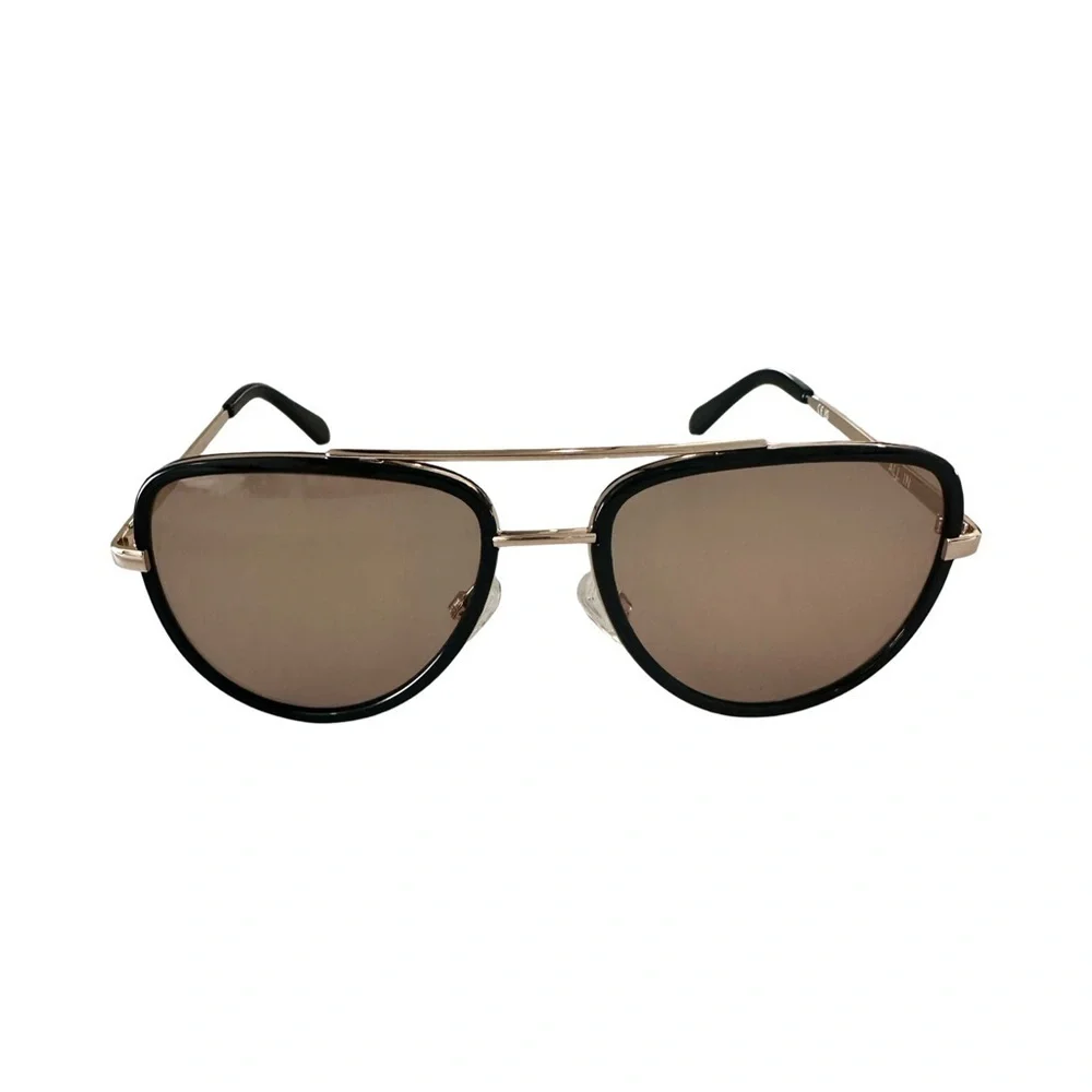 Quay Australia sleek black