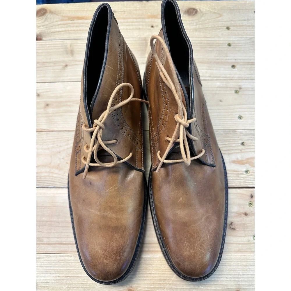 Johnston & Murphy wingtip boot excellent