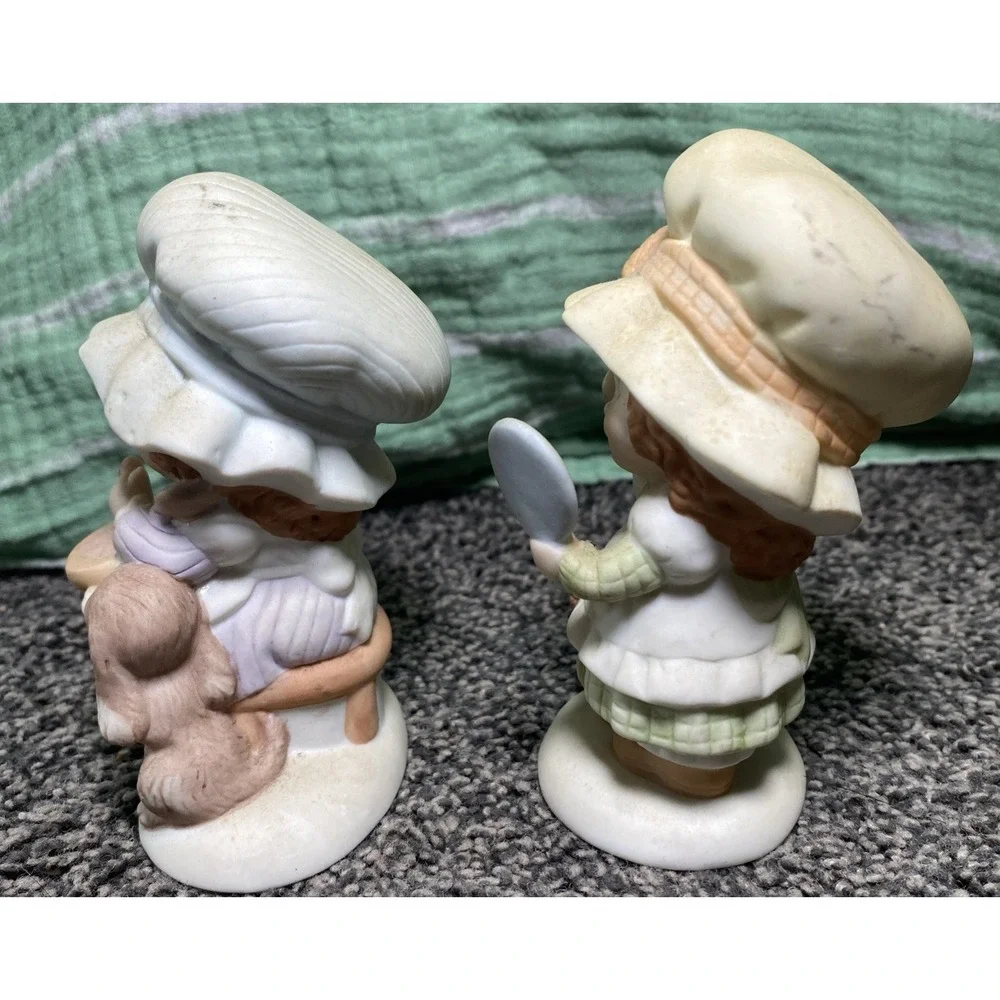 Miss Mitzie each figure