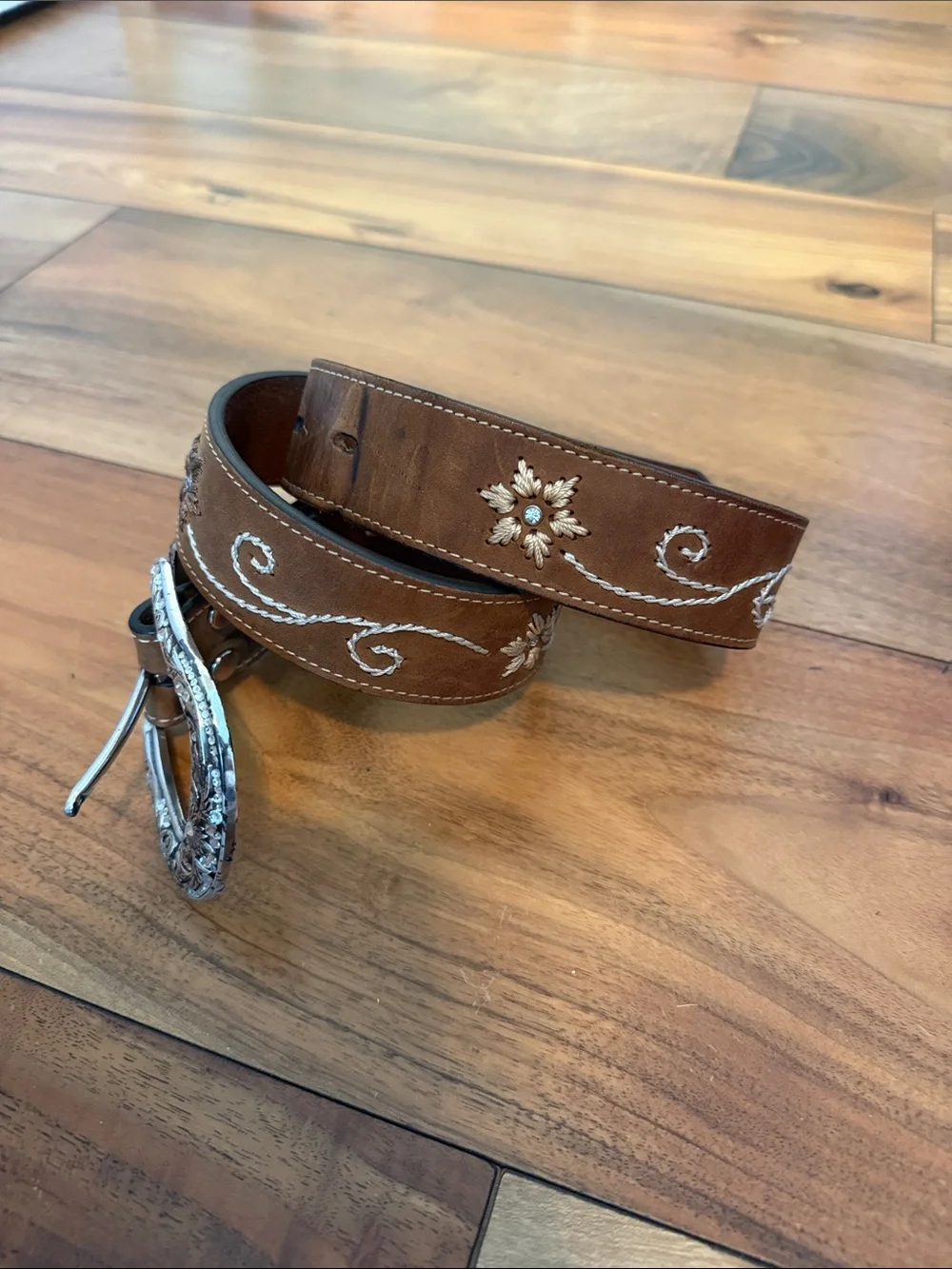 Nocona Belt Co brown embroidered