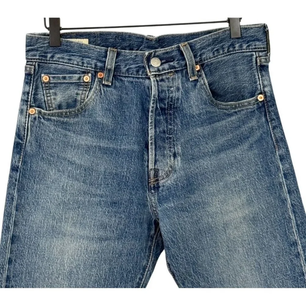 Levis step into