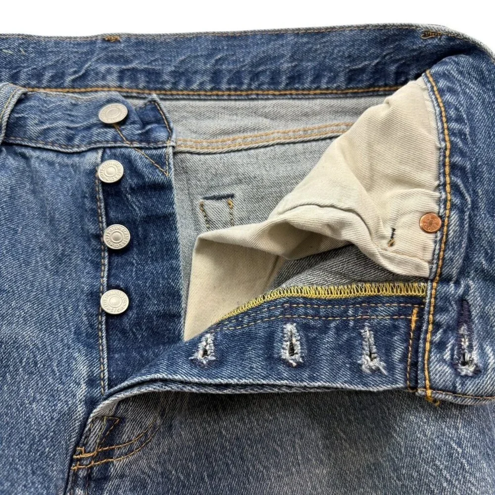 Levis step into