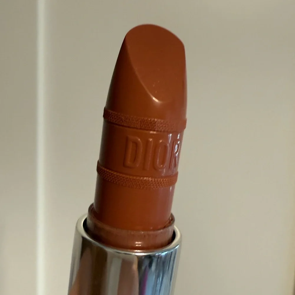 Rouge Dior 424 nude fauve satin lipstick