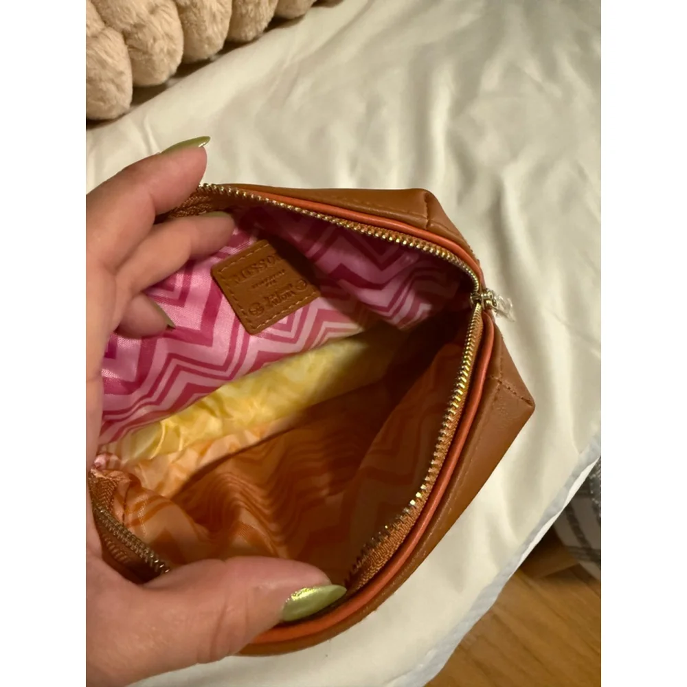 NWOT Missoni Pouch, Interior Multicolored Chevron Pattern, Tan