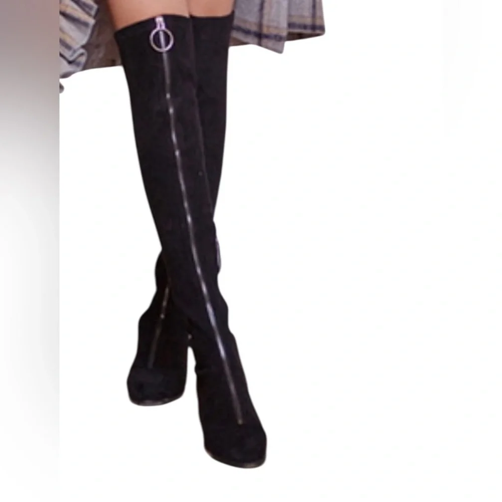 autumn thigh