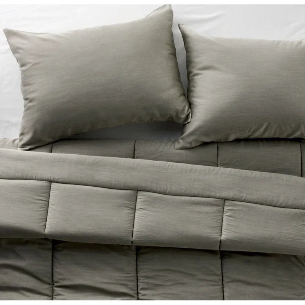 Casaluna brand new