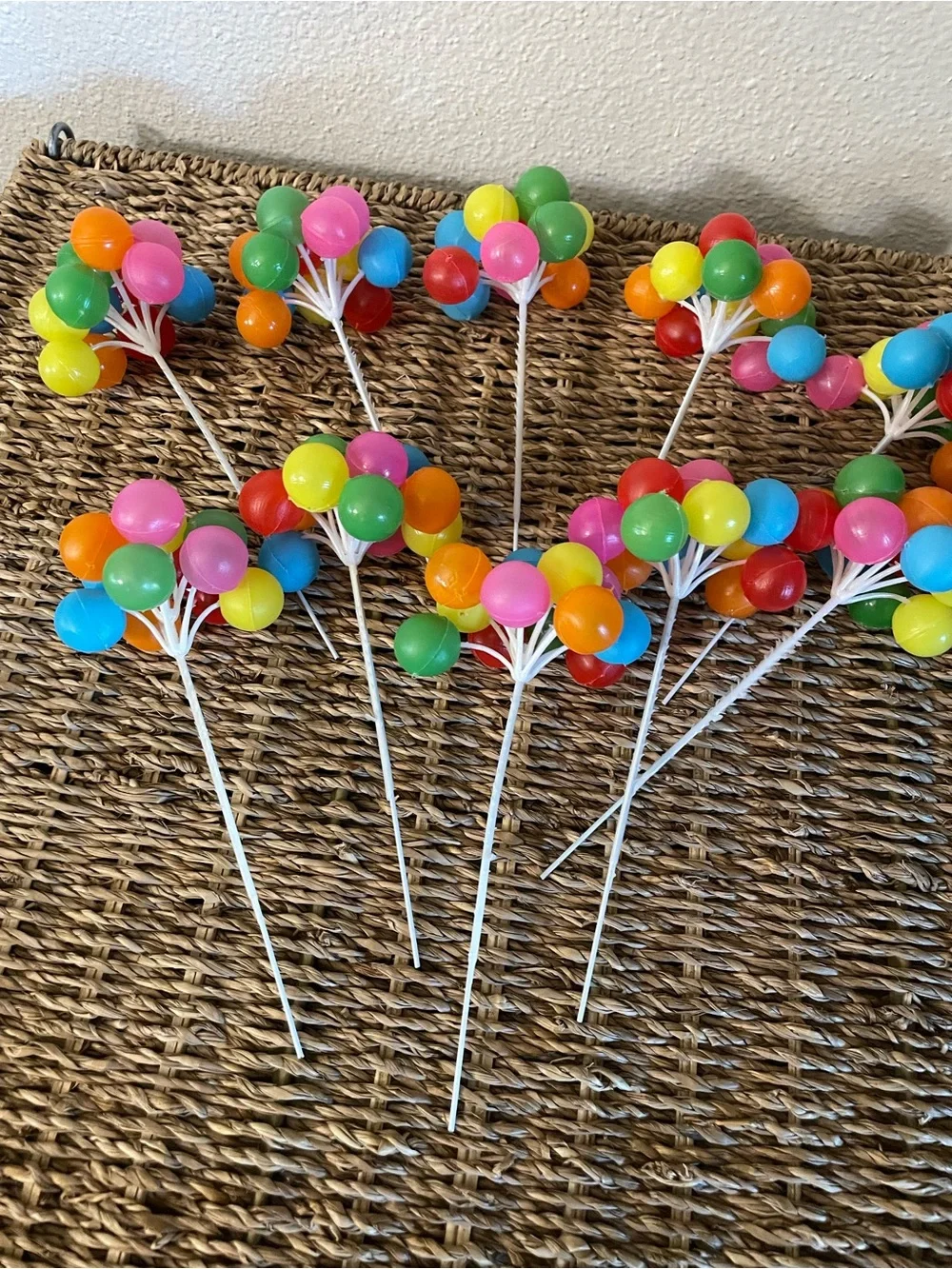 Vintage Balloon Bunch Cake Decorations set of 10!