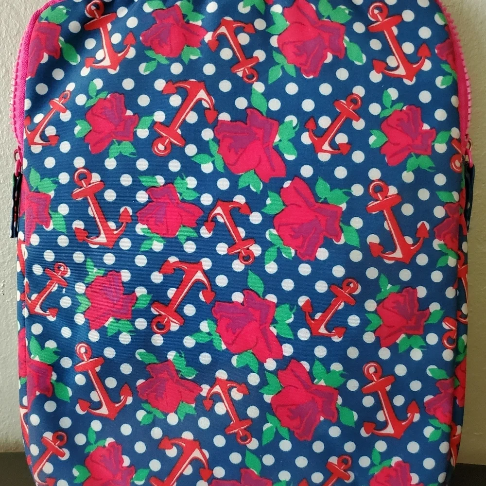 Chinese Laundry zip opening