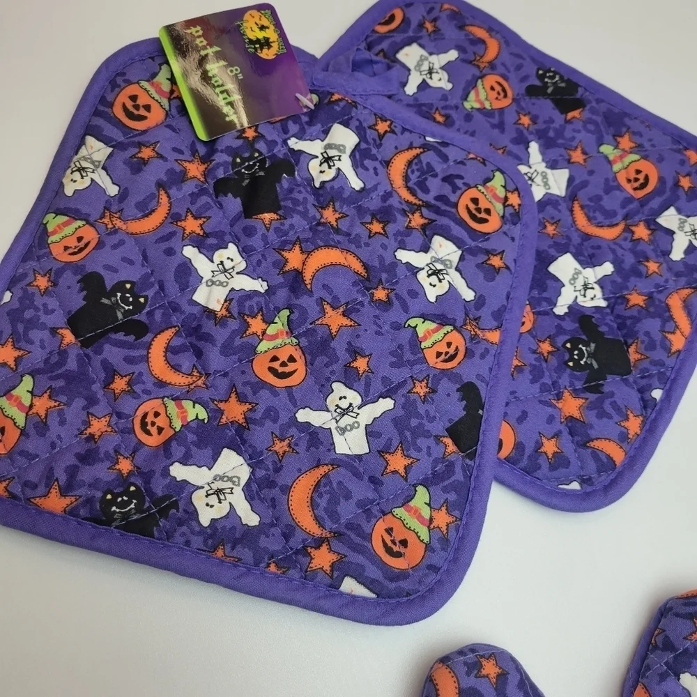 howl o ween halloween kitchen