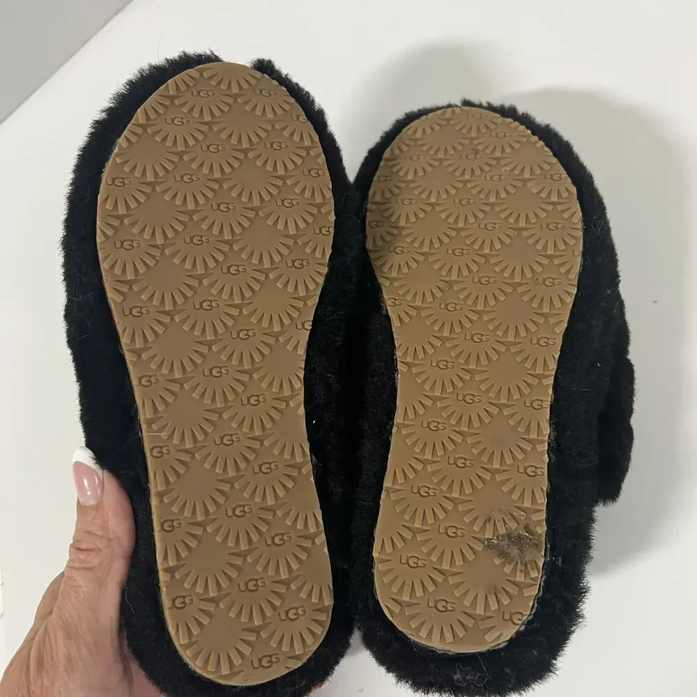 UGG Big Kids Fluff Yeah Slide Sandals Size 1 - 1098494K Black