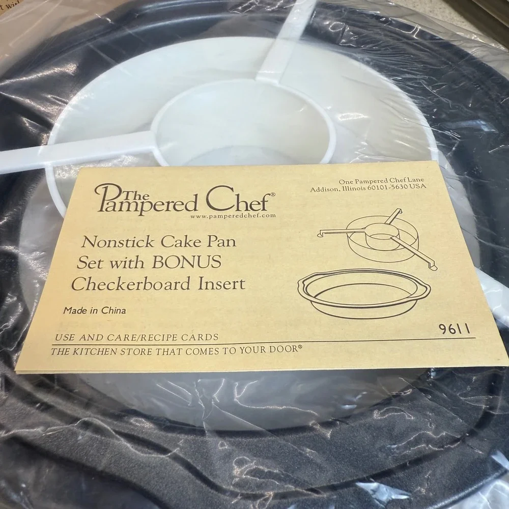 NEW The Pampered Chef Nonstick Cake Pan Set (3) w/ Checkerboard Insert 9611 NIB