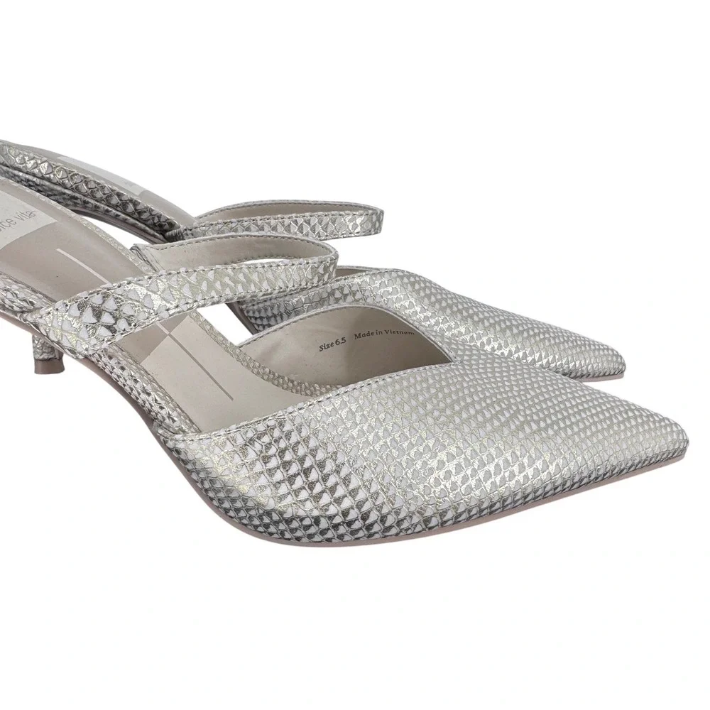 Dolce Vita step into