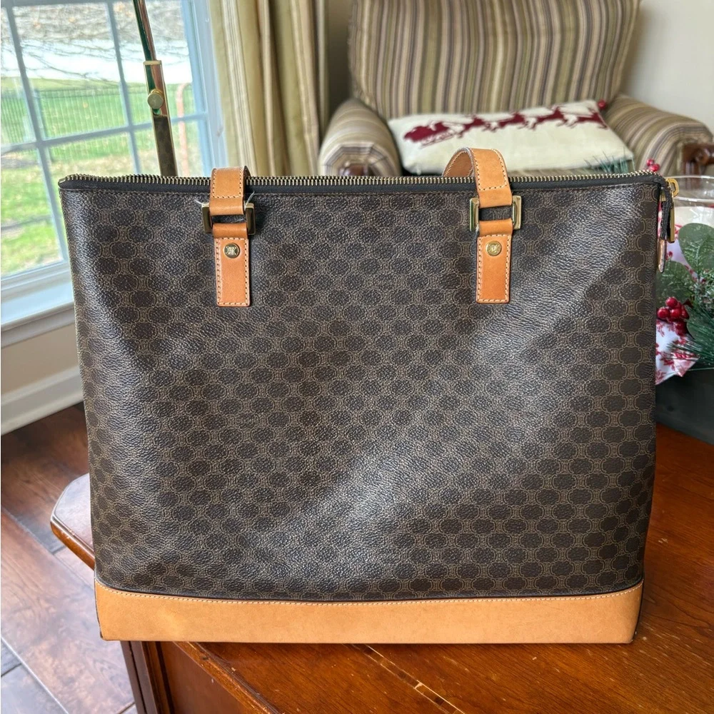 Celine classic monogram