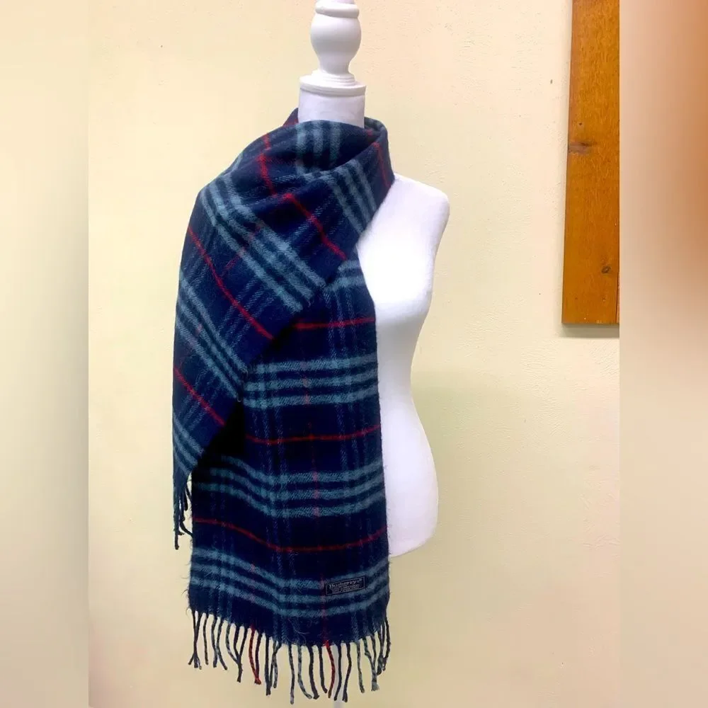 Auth Vintage Burberrys of London Blue Plaid Scarf