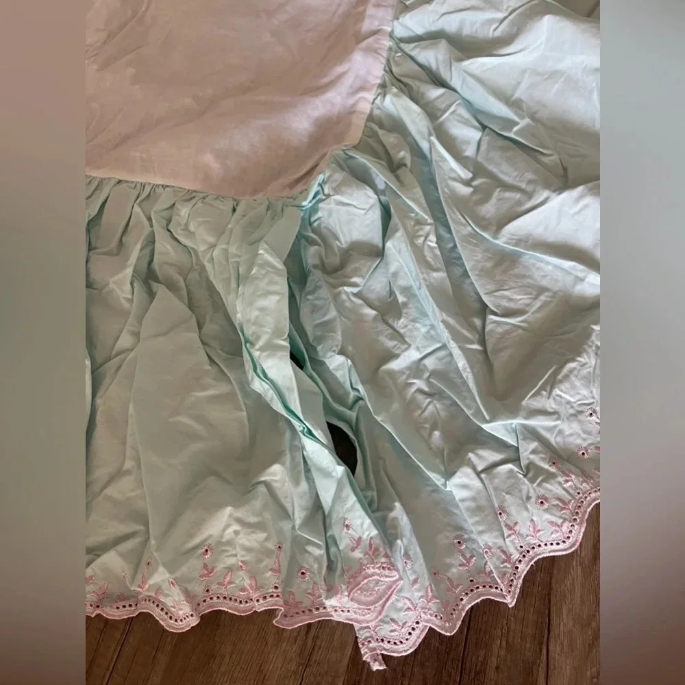 Simply Shabby Chic smoke especially