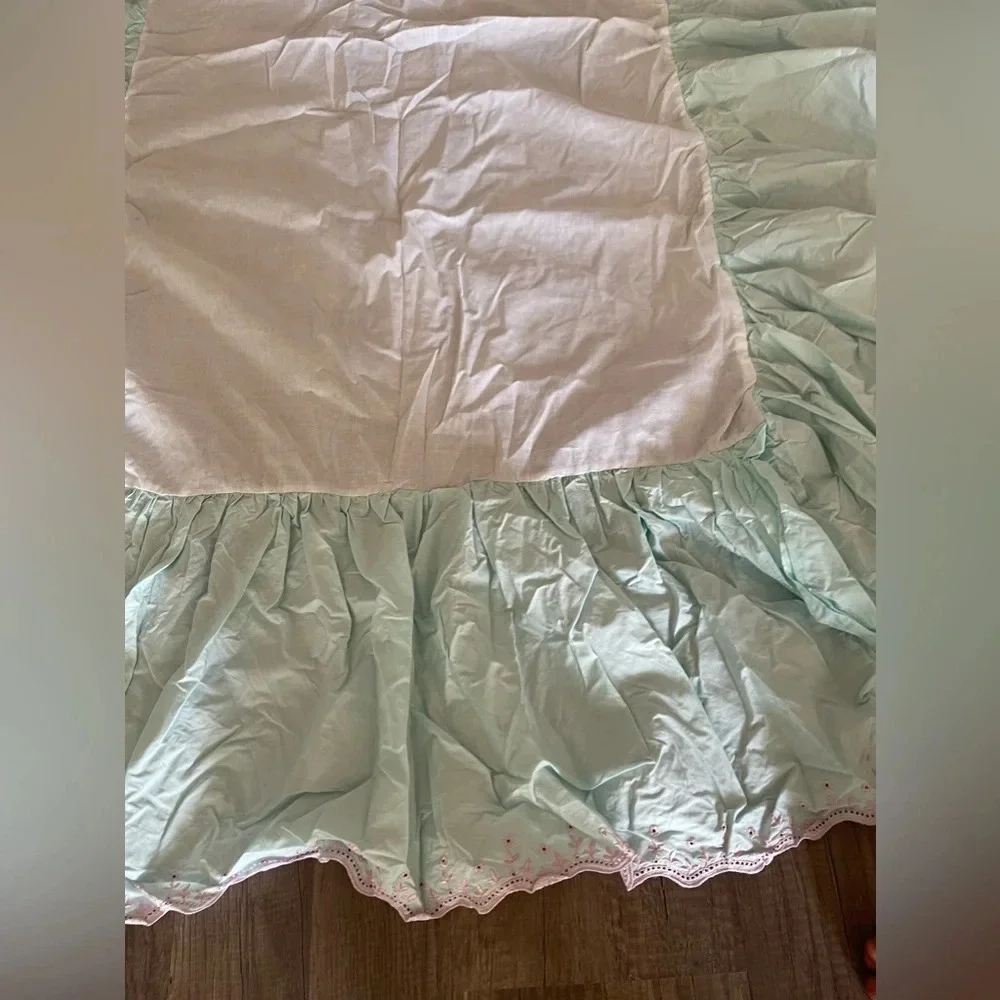 Simply Shabby Chic please decoration