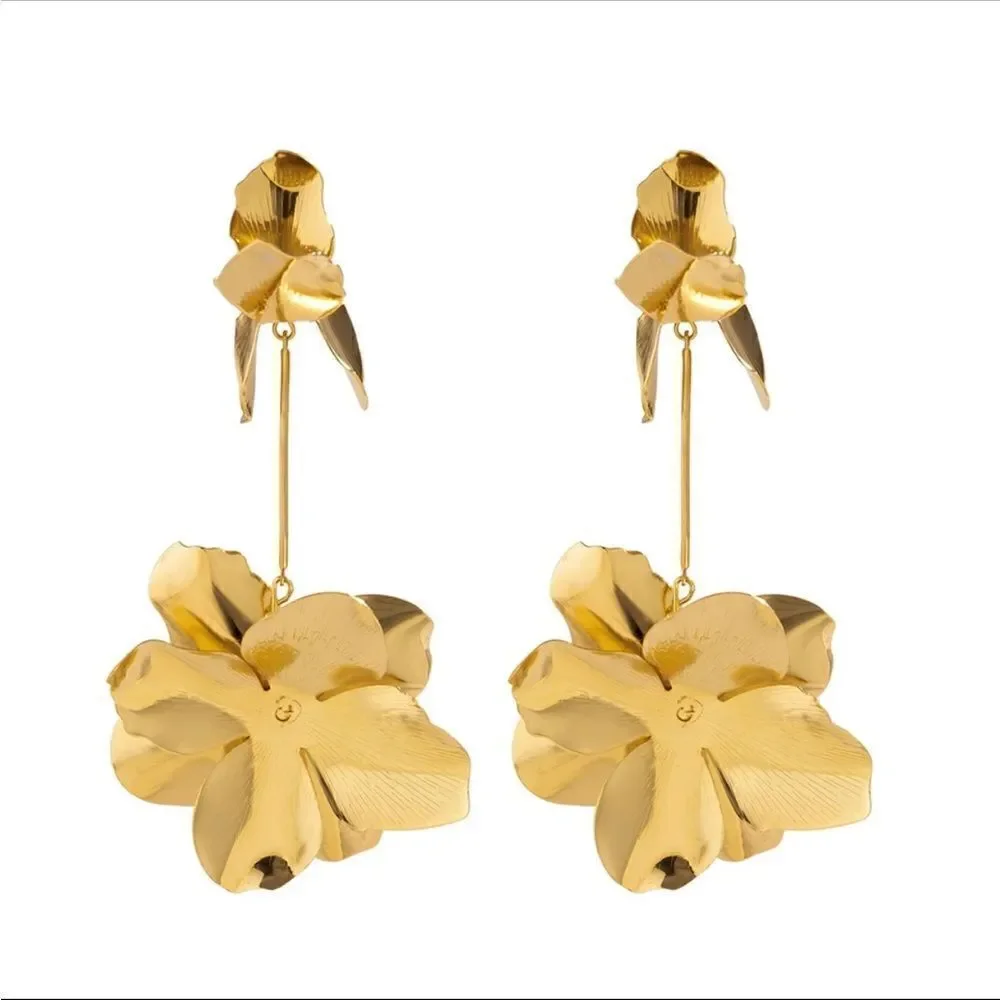 Zara flower drop