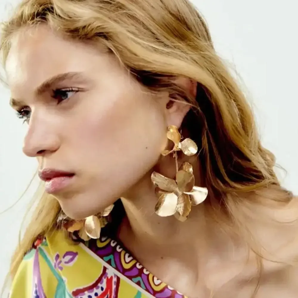 Flower  drop earrings  N196